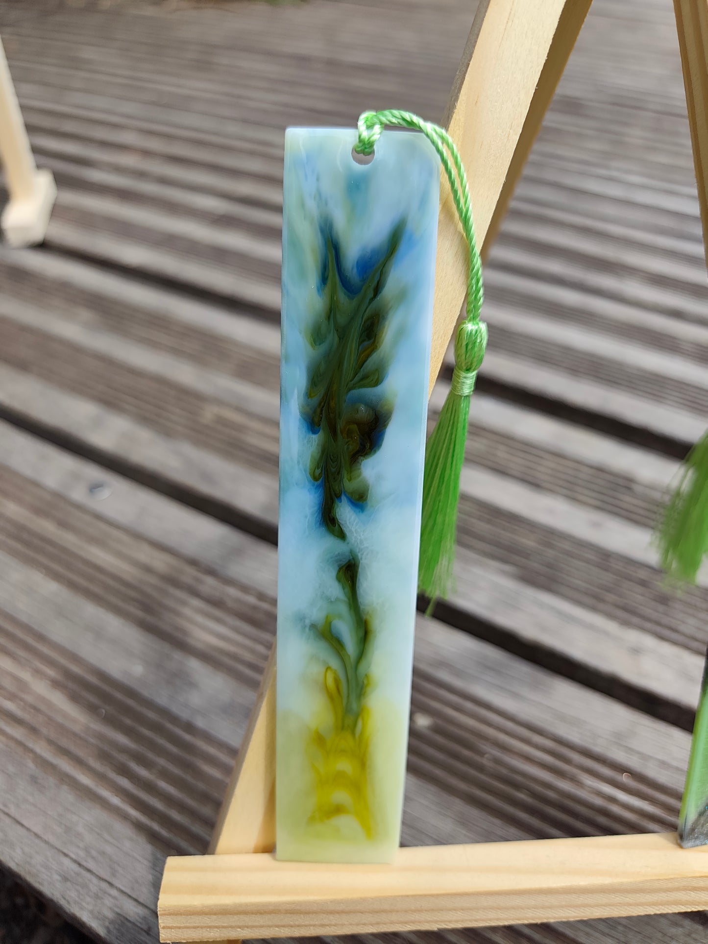 Marque page résine époxy blanc jaune vert